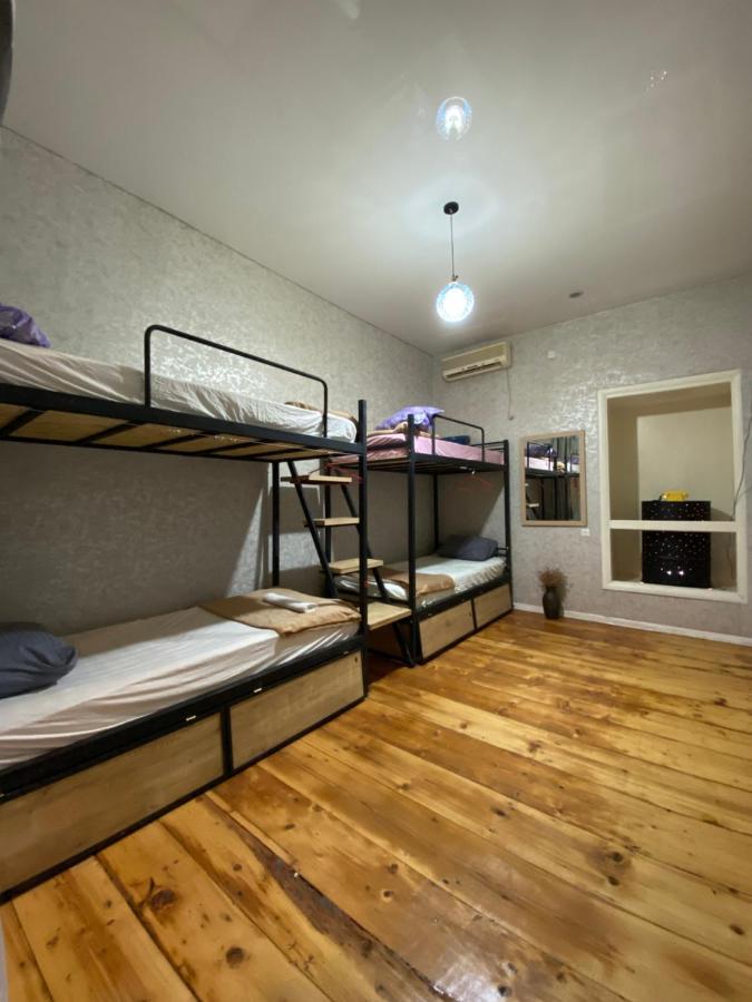 Traveler Hostel Tbilisi Eksteriør billede