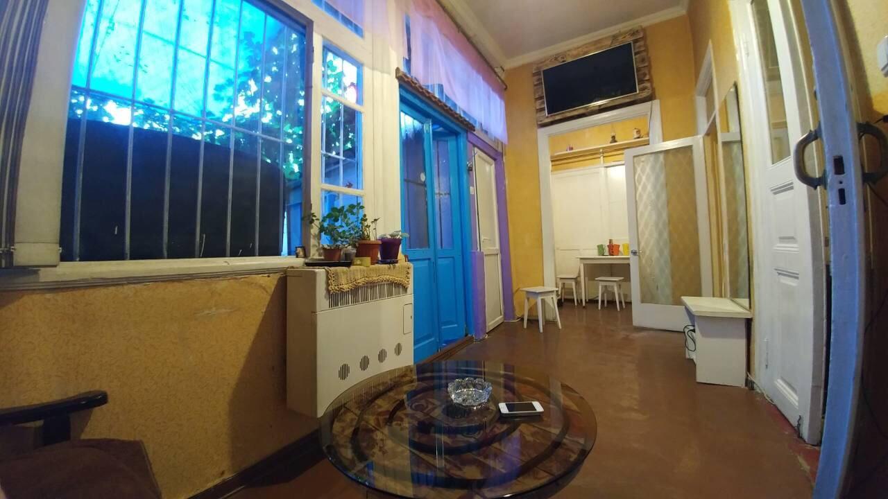 Traveler Hostel Tbilisi Eksteriør billede